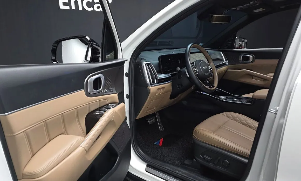 Kia Sorento — фото 5