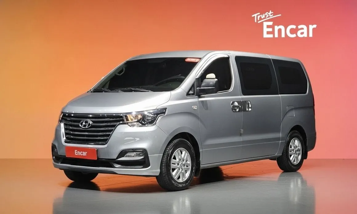 Hyundai Starex — фото 1