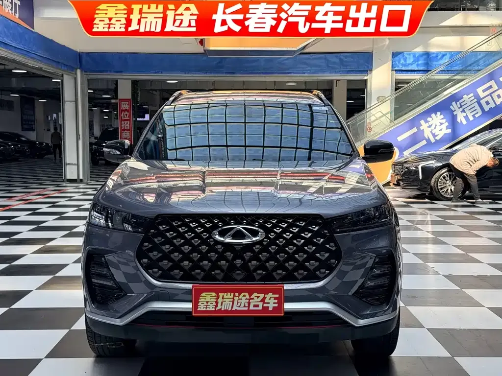 Chery Tiggo 7 — фото 8