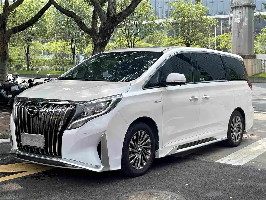 GAC Motor Trumpchi M8 — фото 1