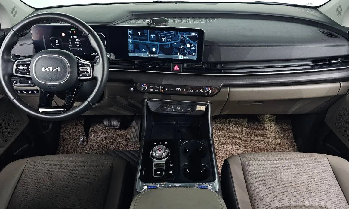 Kia Carnival — фото 10