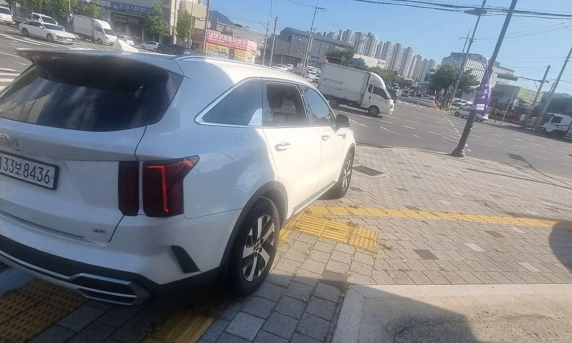 Kia Sorento — фото 5
