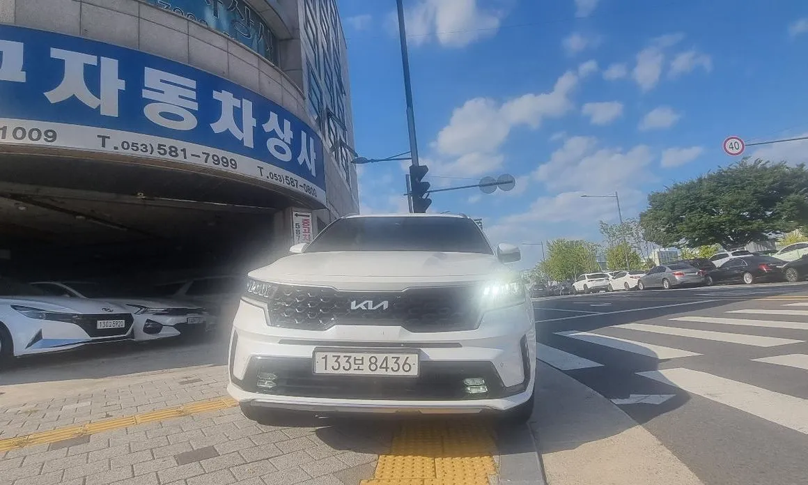 Kia Sorento — фото 6