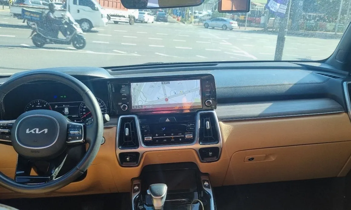 Kia Sorento — фото 4