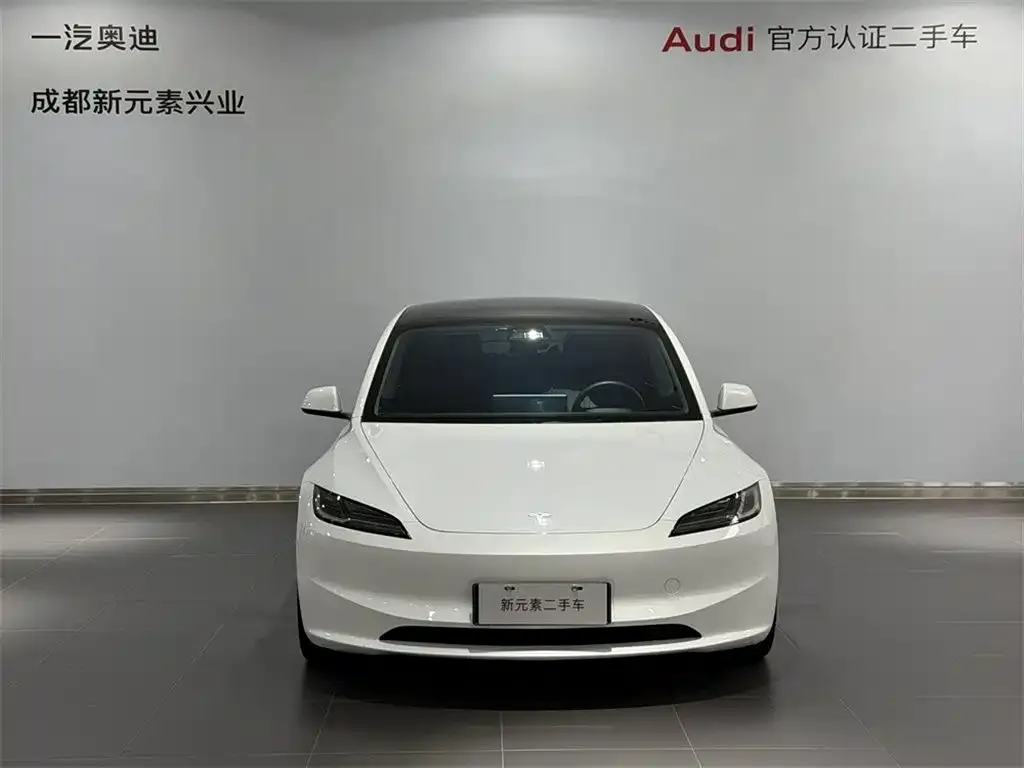 Tesla Model 3 — фото 6