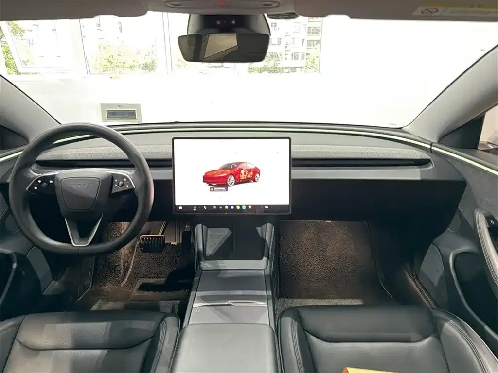 Tesla Model 3 — фото 10