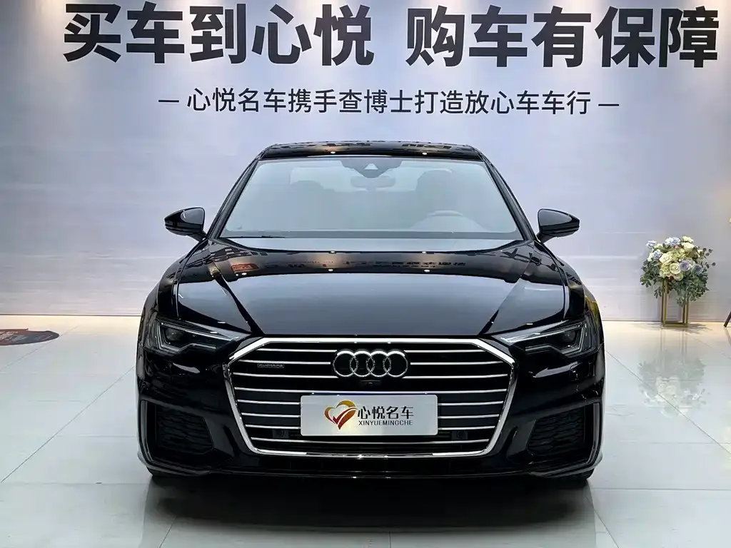 Audi A6L — фото 1