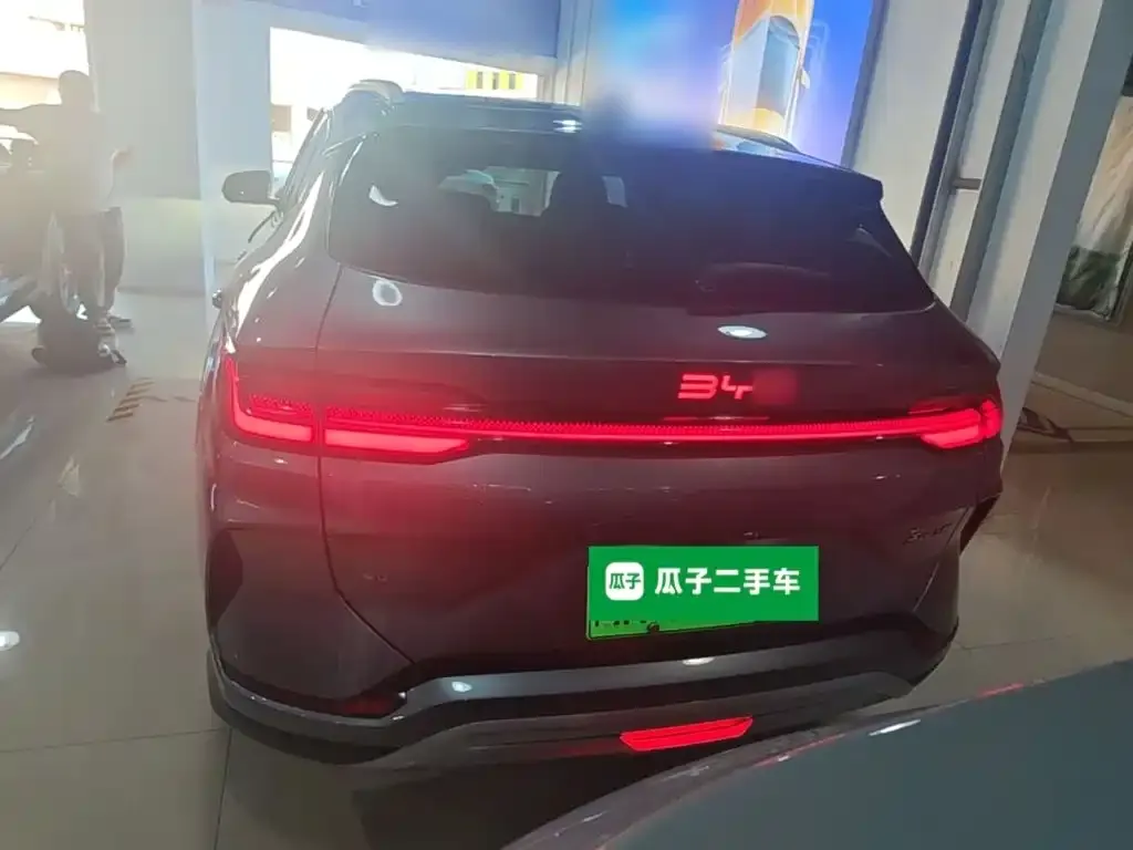 BYD PLUS New Energy — фото 1