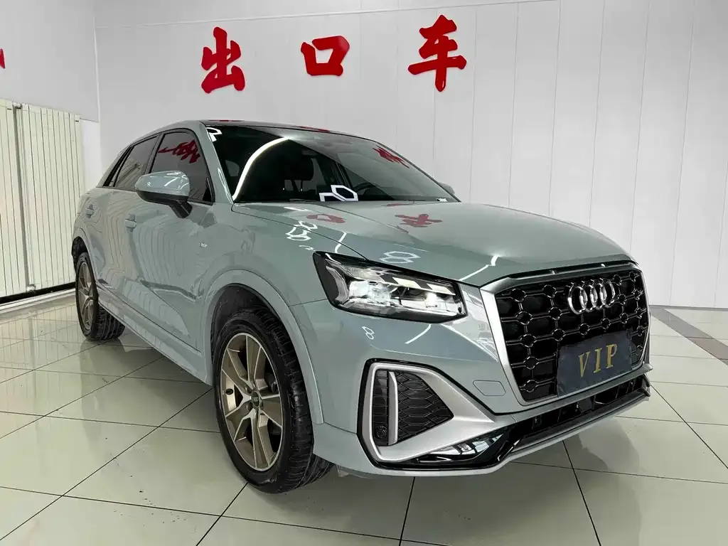 Audi Q2L — фото 4