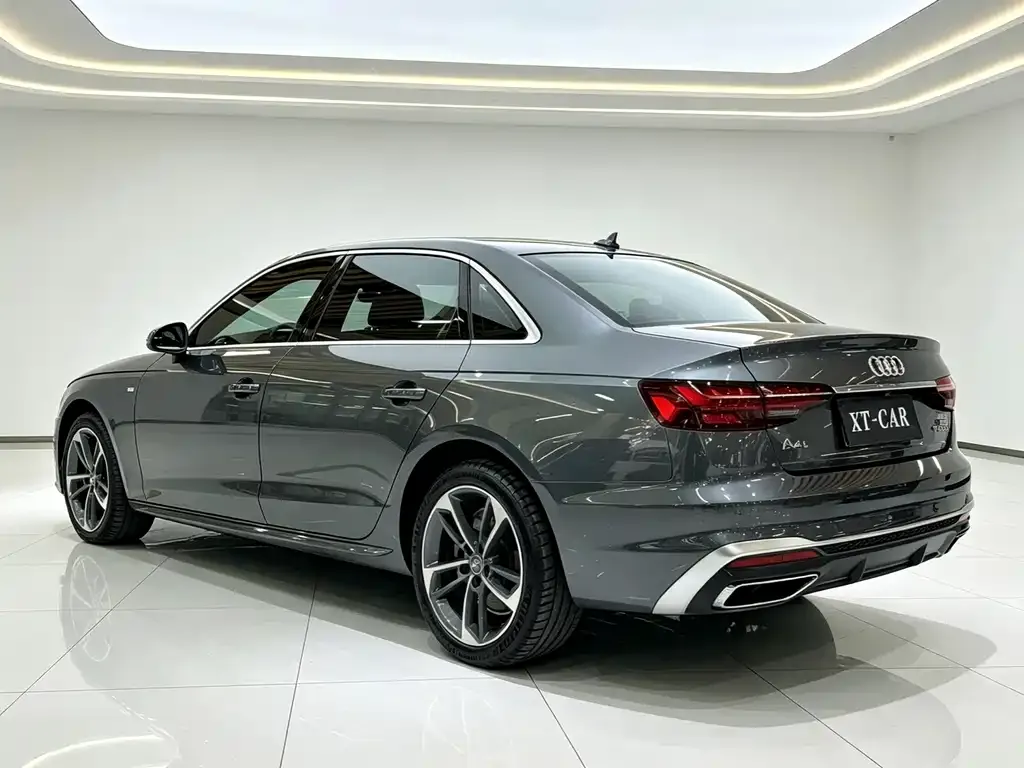 Audi A4L — фото 5