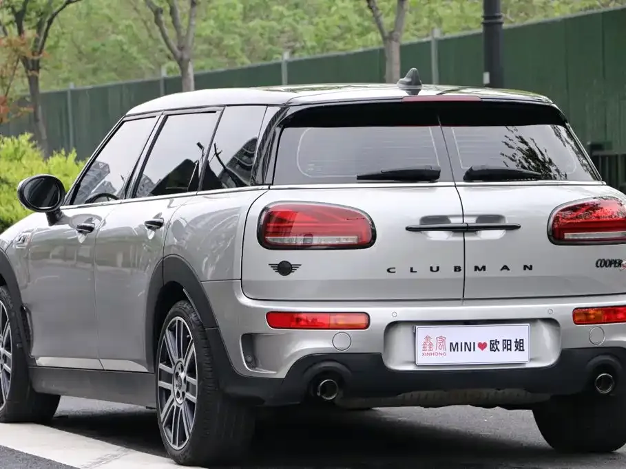 MINI Clubman — фото 3