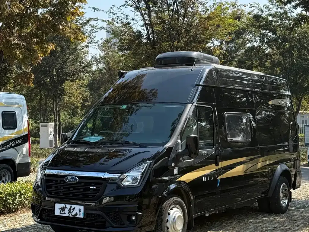 Ford Transit Custom — фото 1