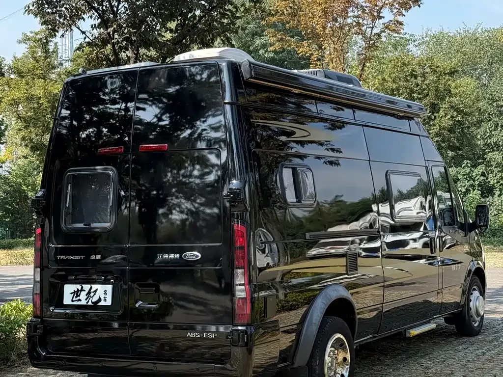 Ford Transit Custom — фото 9