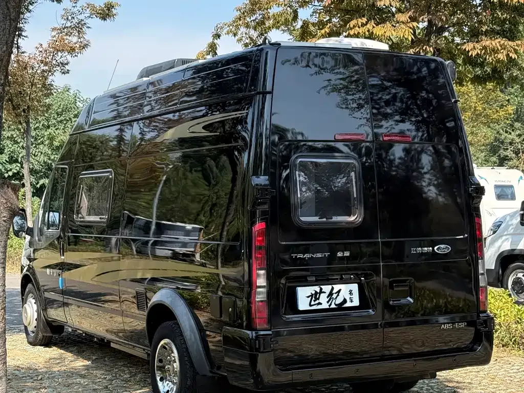 Ford Transit Custom — фото 8