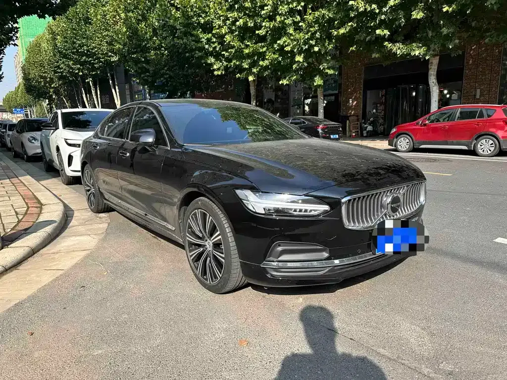 Volvo S90 — фото 10