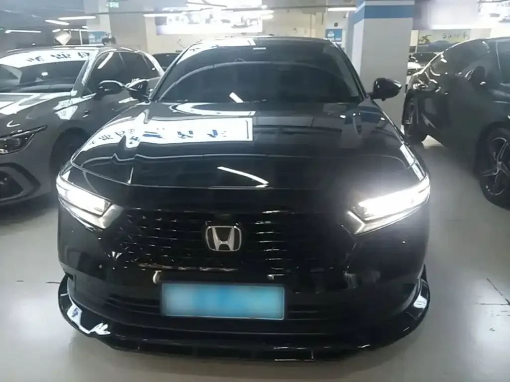 Honda Accord — фото 4