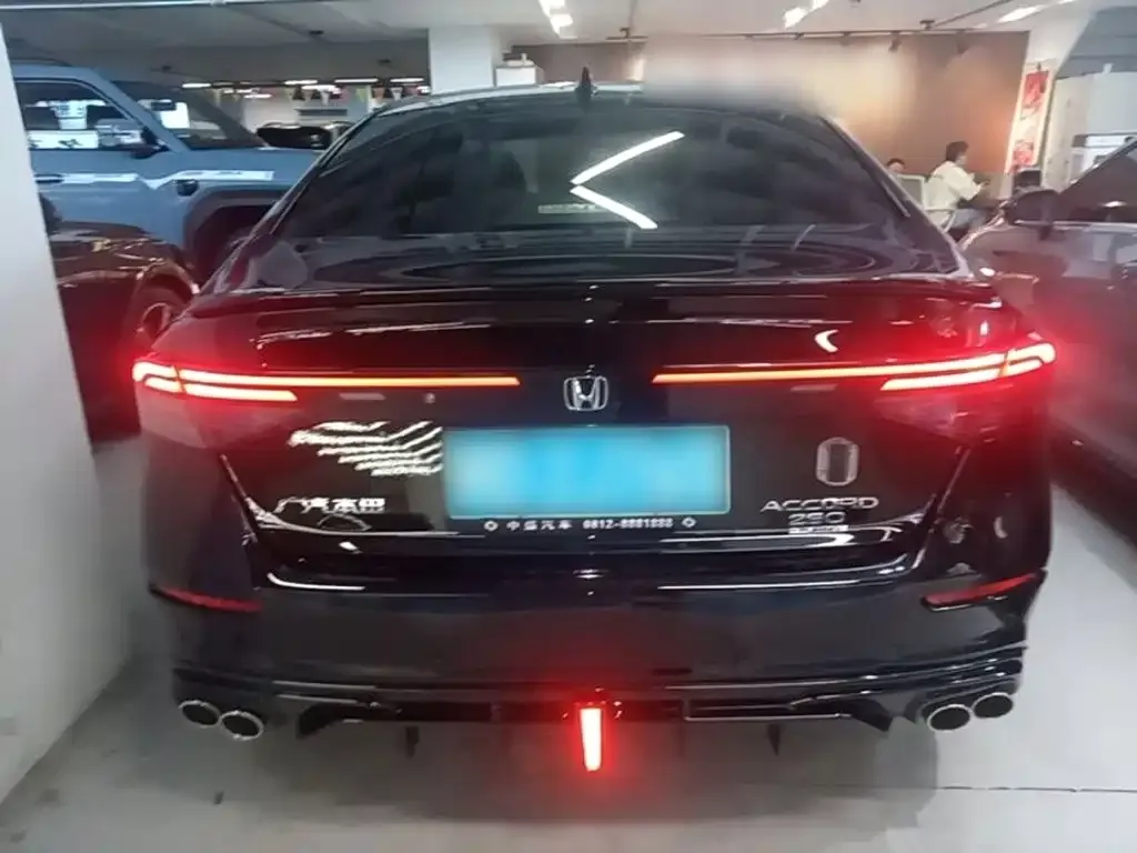 Honda Accord — фото 2