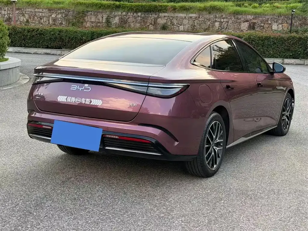 BYD Seal — фото 8