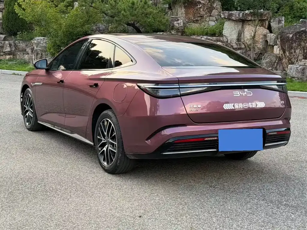 BYD Seal — фото 4