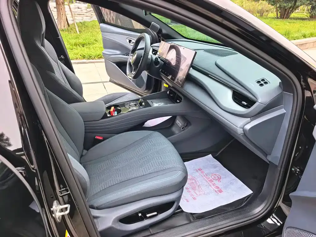 BYD Seal 06GT — фото 8