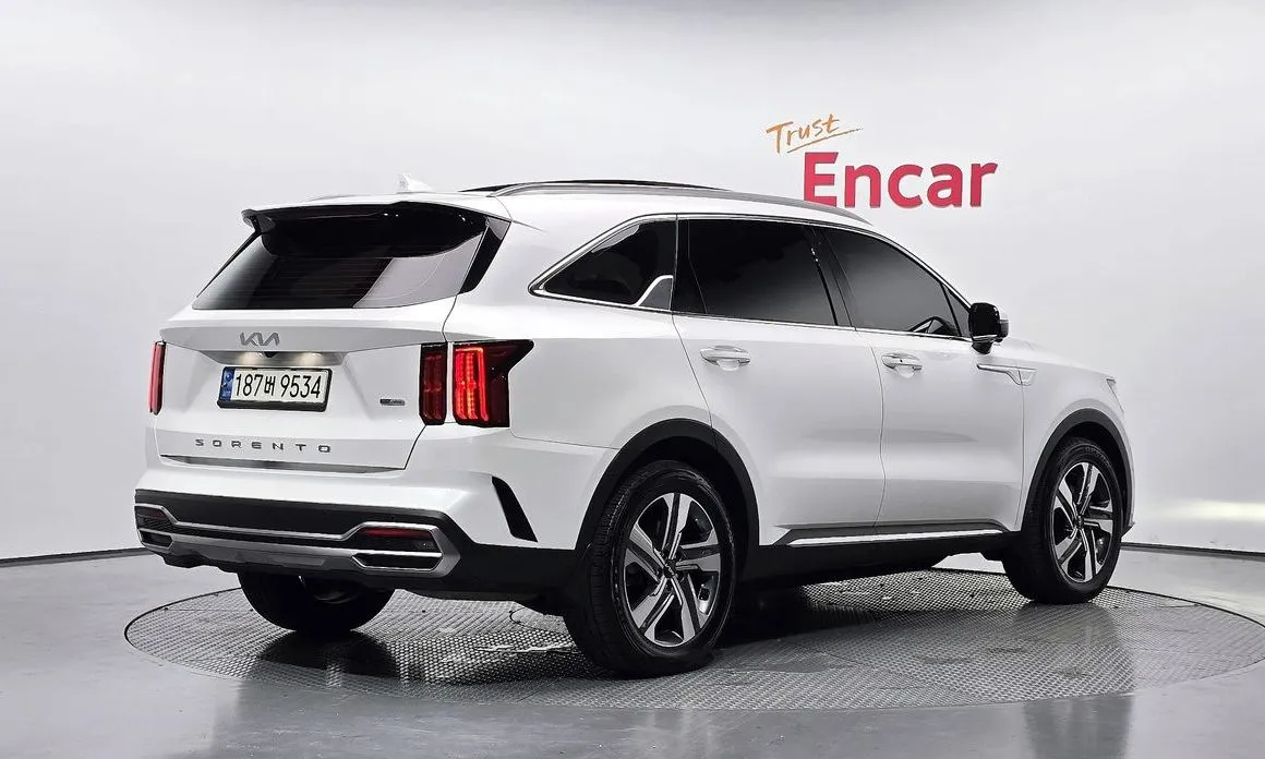 Kia Sorento — фото 3