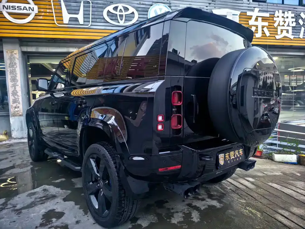 Land Rover Defender — фото 2