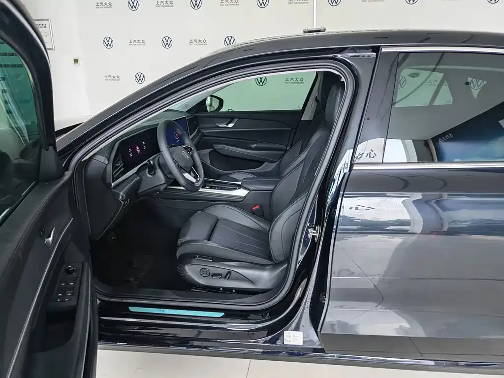 Volkswagen Passat — фото 4