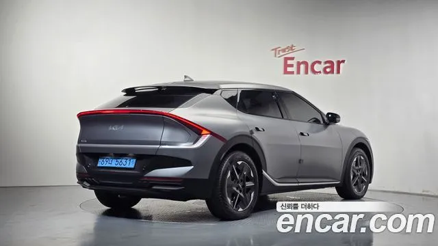 Kia EV6 — фото 4