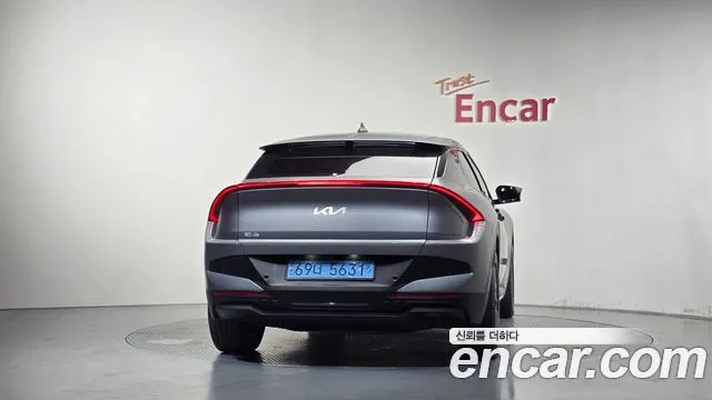 Kia EV6 — фото 3