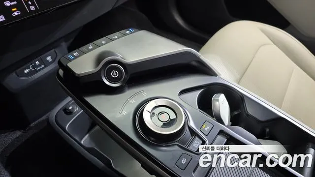 Kia EV6 — фото 9