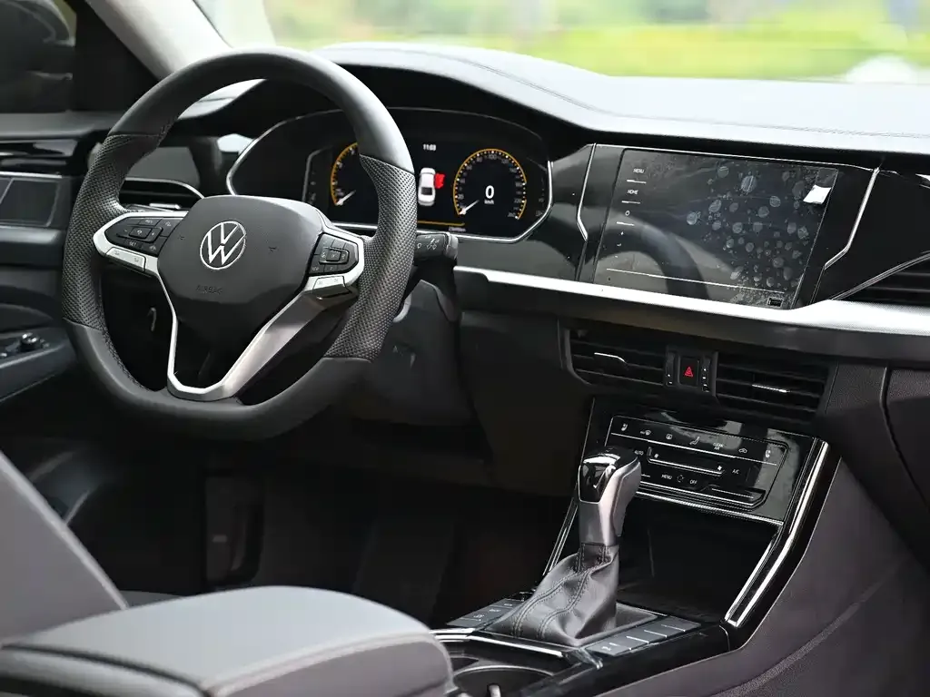 Volkswagen Passat — фото 3