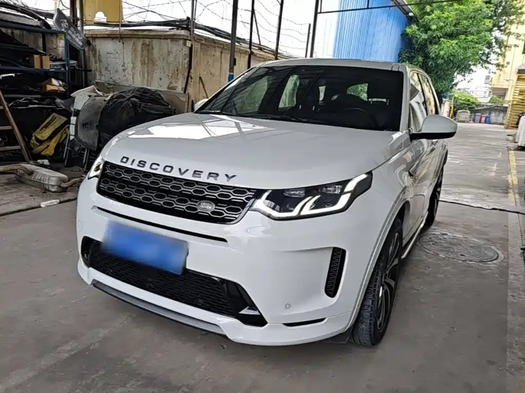 Land Rover Discovery Sport — фото 1
