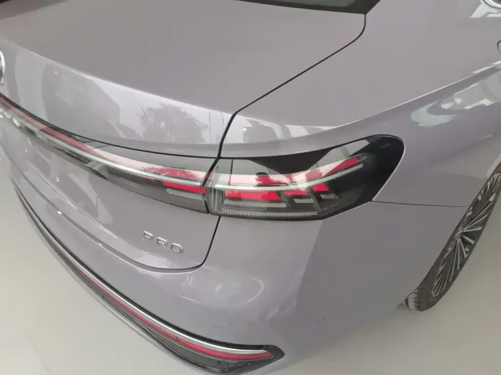Volkswagen Passat — фото 2