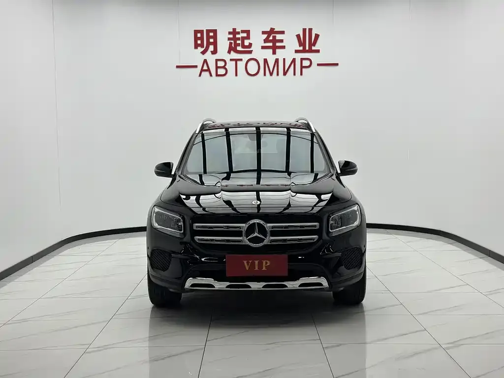 Mercedes-Benz GLB — фото 2