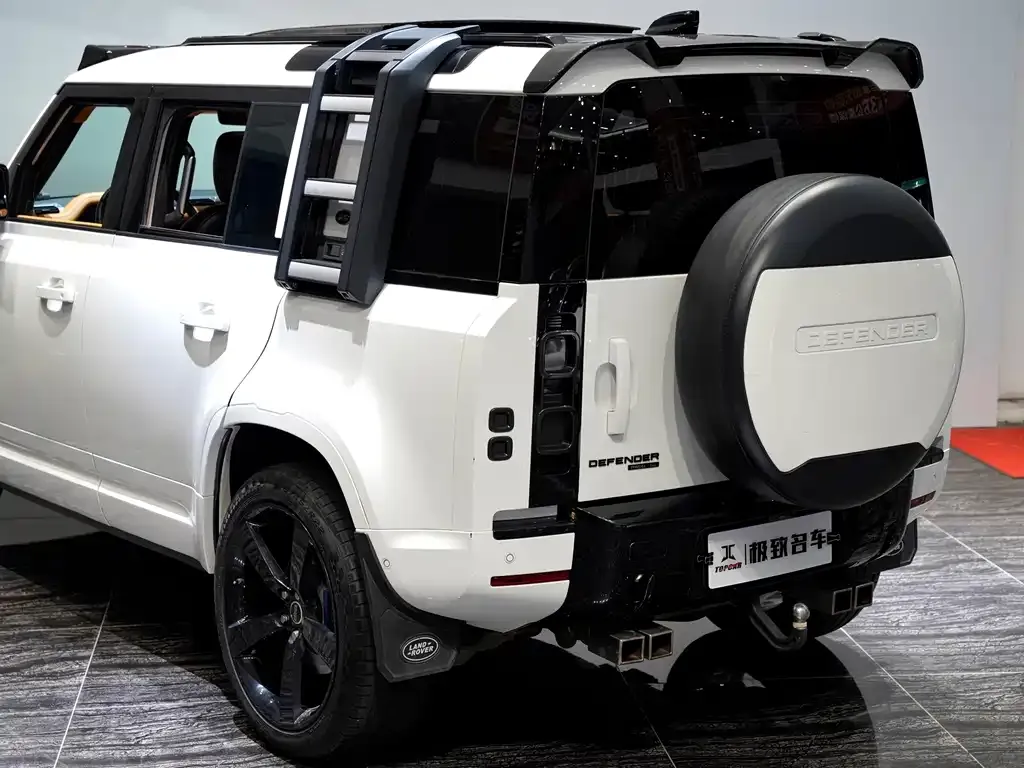 Land Rover Defender — фото 4