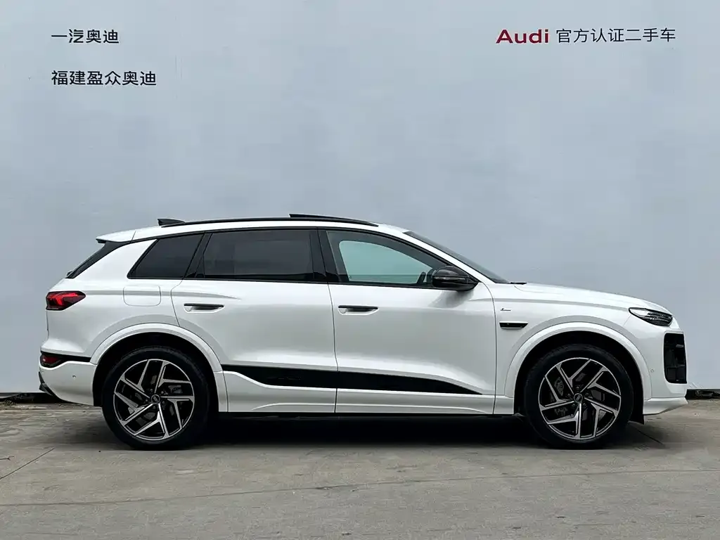 Audi Q6L e-tron — фото 9