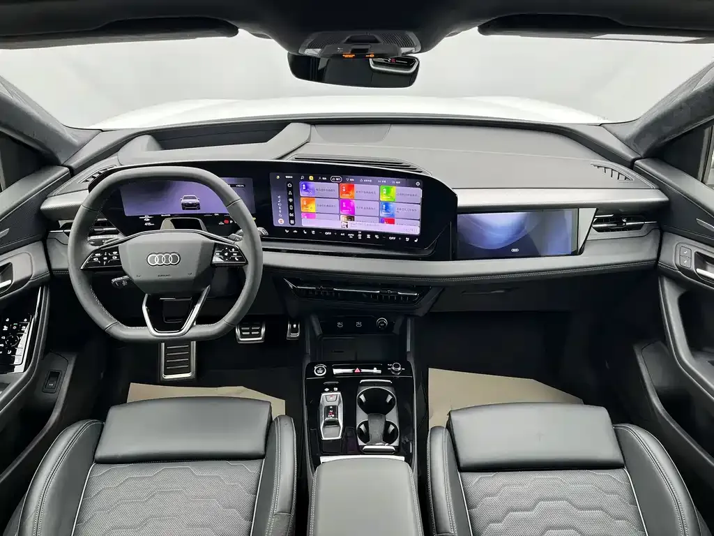 Audi Q6L e-tron — фото 10