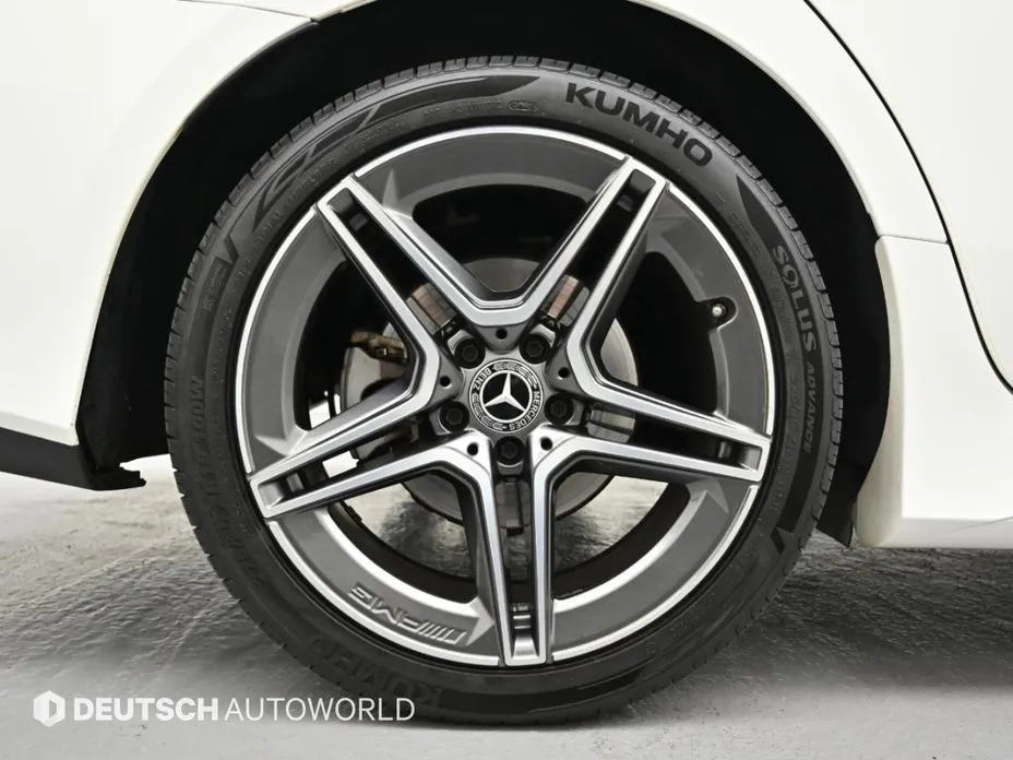 Mercedes-Benz CLS-Class — фото 10