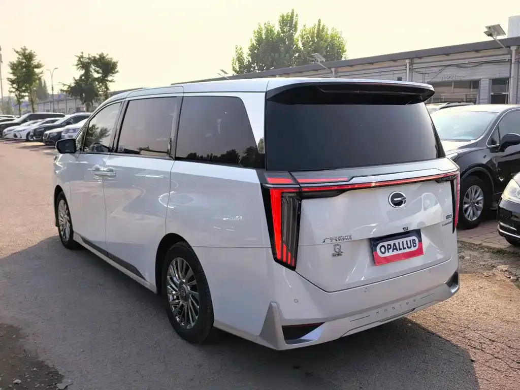 GAC Motor Trumpchi M8 — фото 3