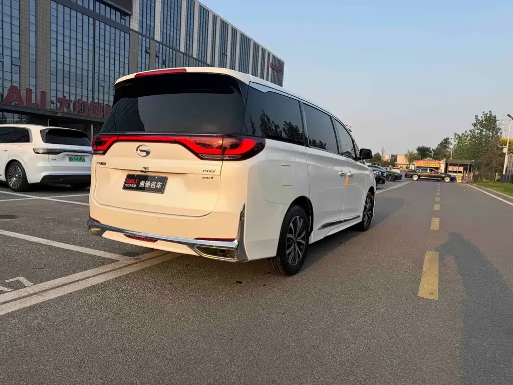 GAC Motor Trumpchi M8 — фото 9