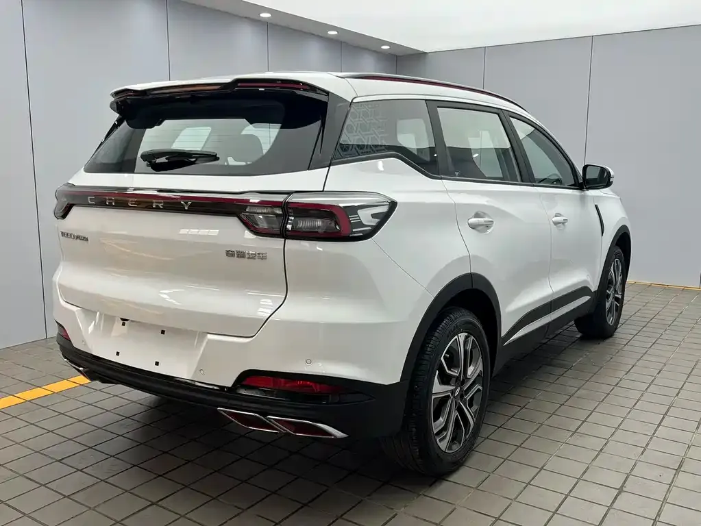 Chery Tiggo 7 PLUS — фото 8