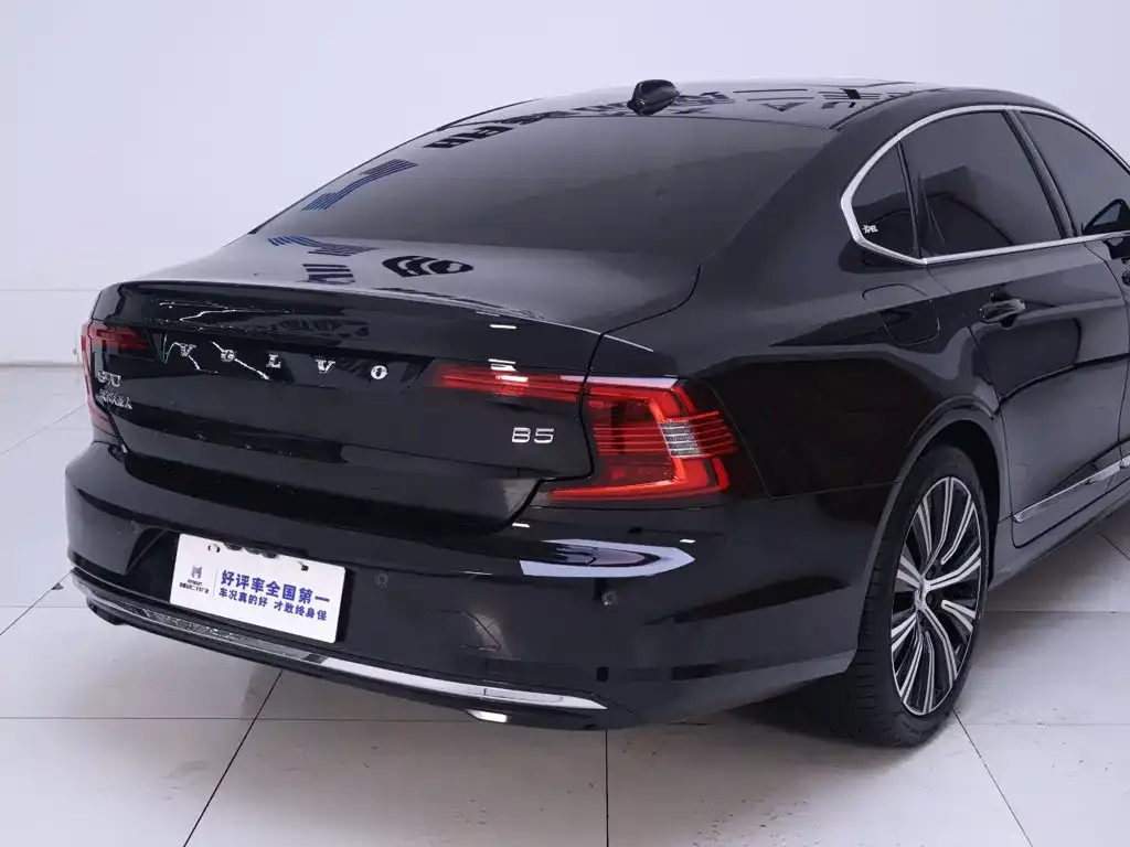 Volvo S90 — фото 8