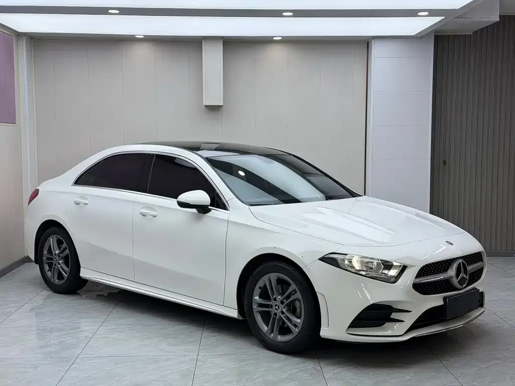 Mercedes-Benz A-Class — фото 7