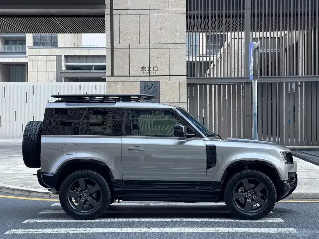 Land Rover Defender — фото 3