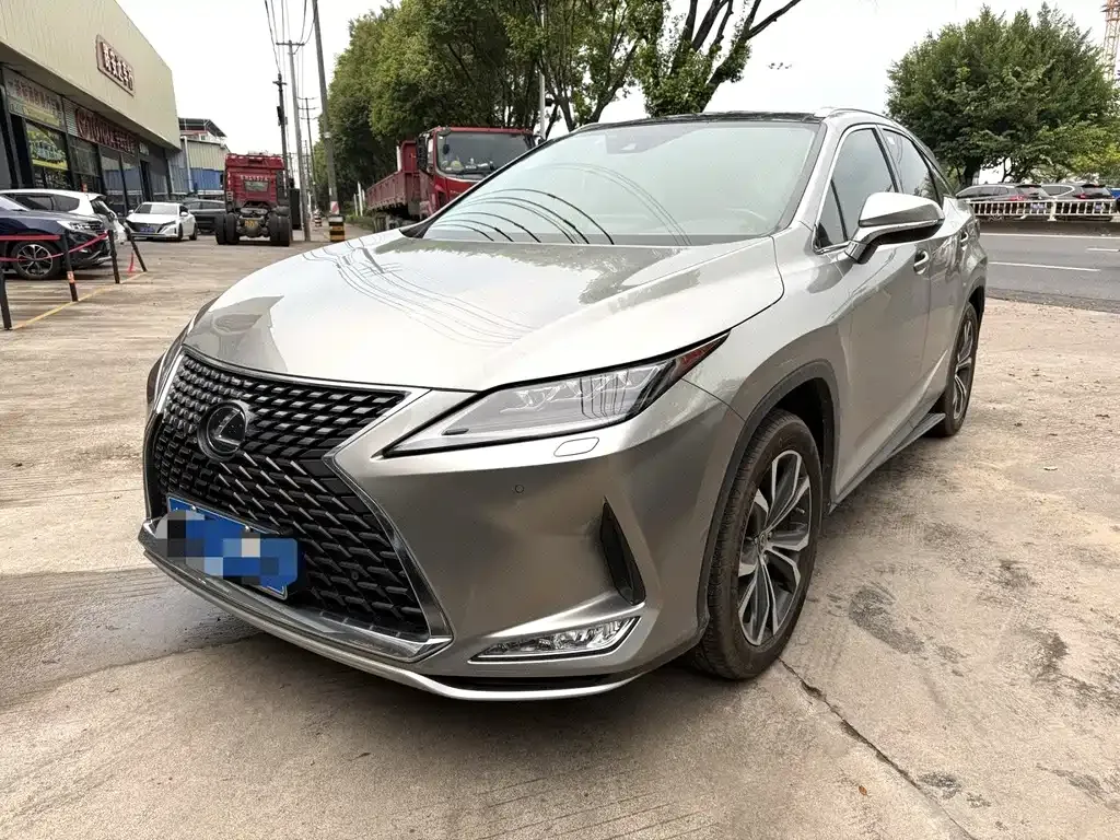 Lexus RX — фото 6