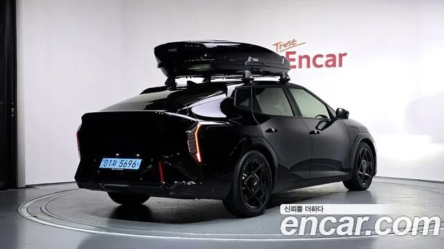 Kia EV4 — фото 2