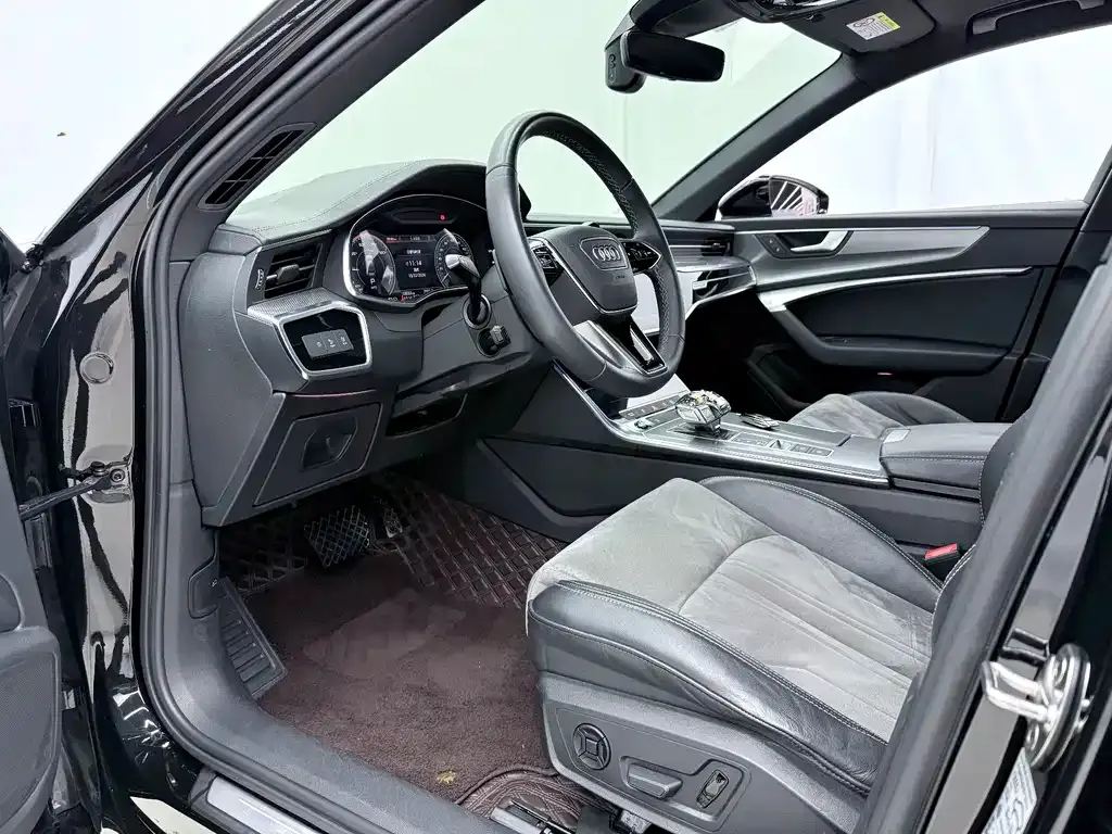 Audi A6L New Energy — фото 10