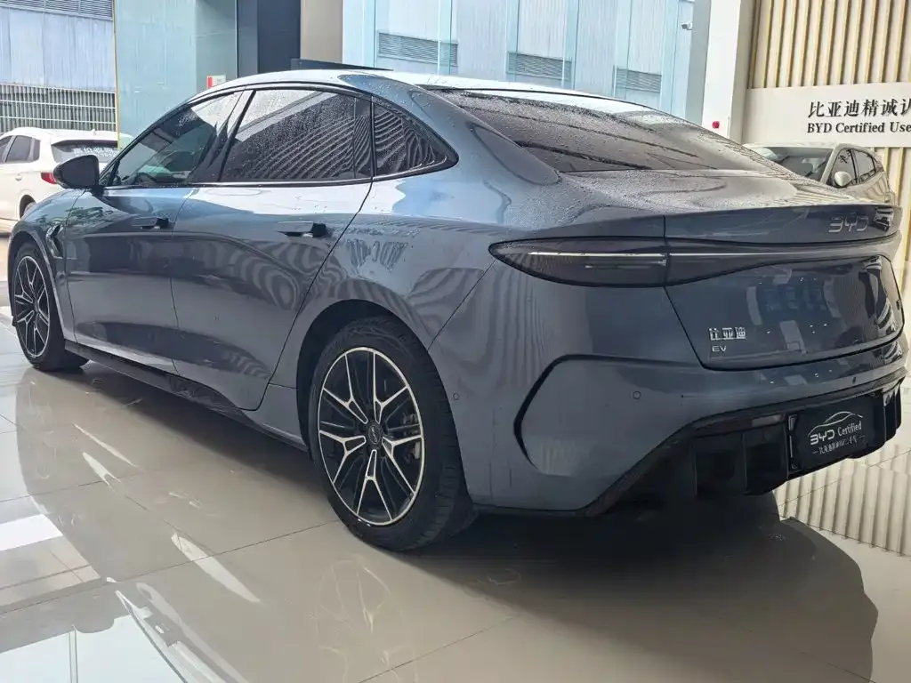 BYD Seal — фото 6