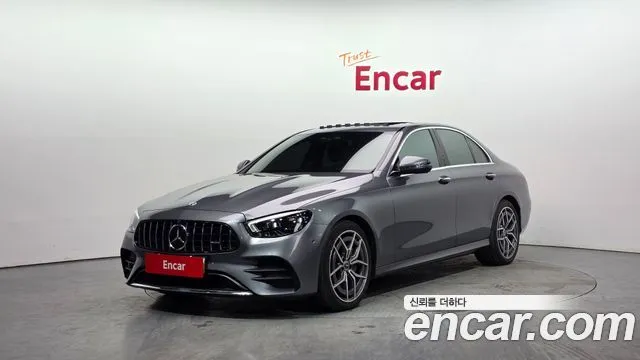 Mercedes-Benz E-Class — фото 1