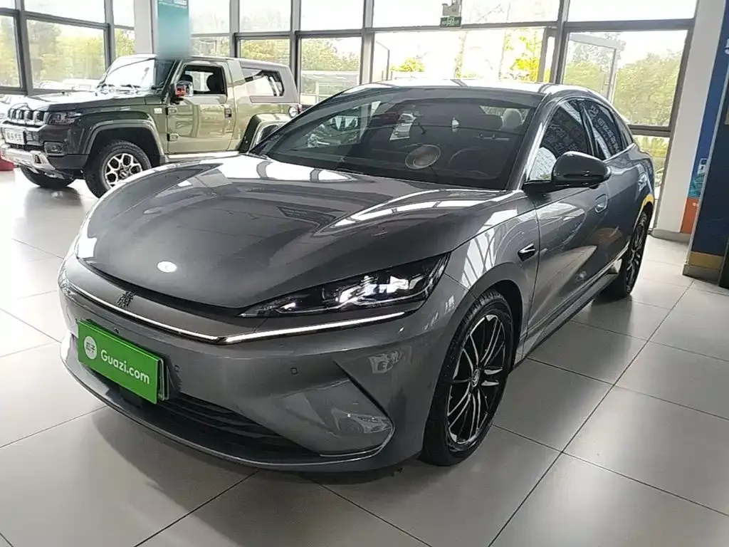 BYD Qin L — фото 1